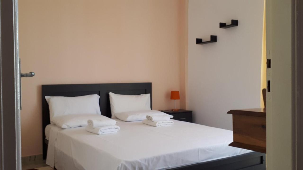 Katerina Apartments Каламата Экстерьер фото