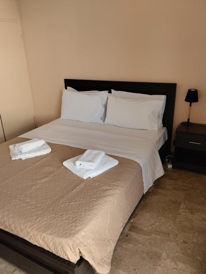 Katerina Apartments Каламата Экстерьер фото